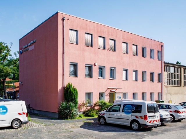 Außenansicht des NGP-Standorts in der Erich-Weinert-Str. 100